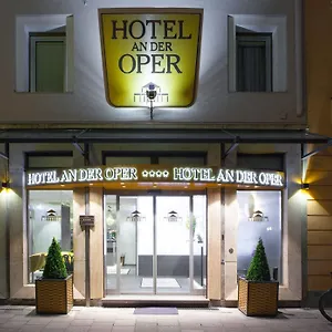 An Der Oper **** Munique