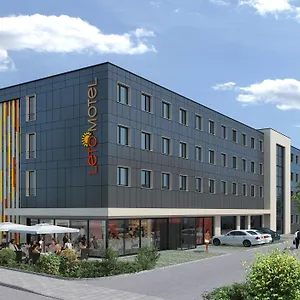 *** Otel München-olympiapark Almanya